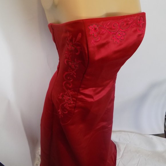 Scott McClintock Red Embroidered Formal Prom Dress Red Embroidered Size 8 - Picture 2 of 8
